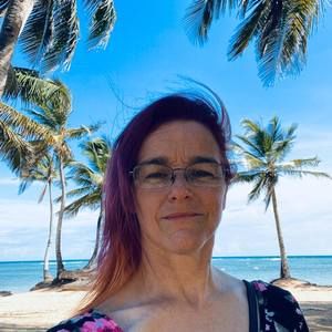 Meet your Posher, Lyne